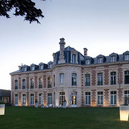 Hotel Et Spa Du Chateau Lagord Exterior photo